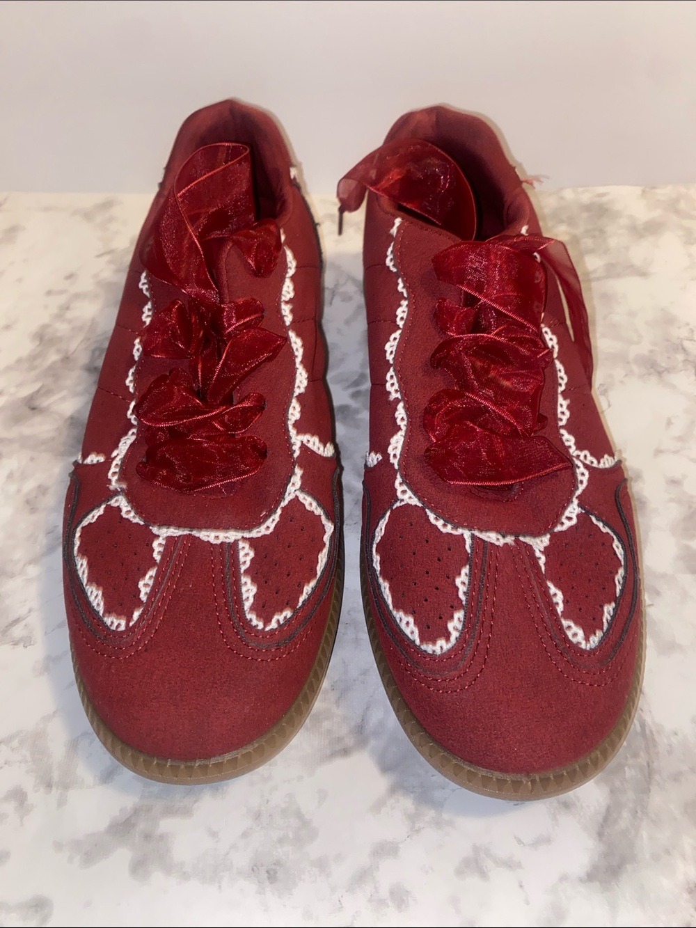SHEIN Red Lace-Trim Ribbon Lace-Up Sneakers